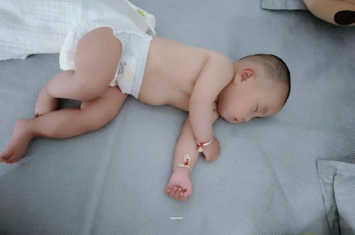 广饶三个月宝宝发育标准